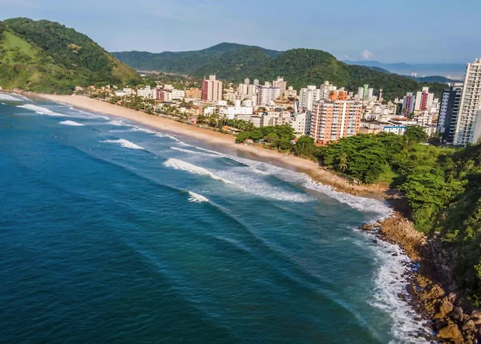 Apartamento em Guarujá Praia do Tombo, 300mts do mar - TOMBO BEACH HOST