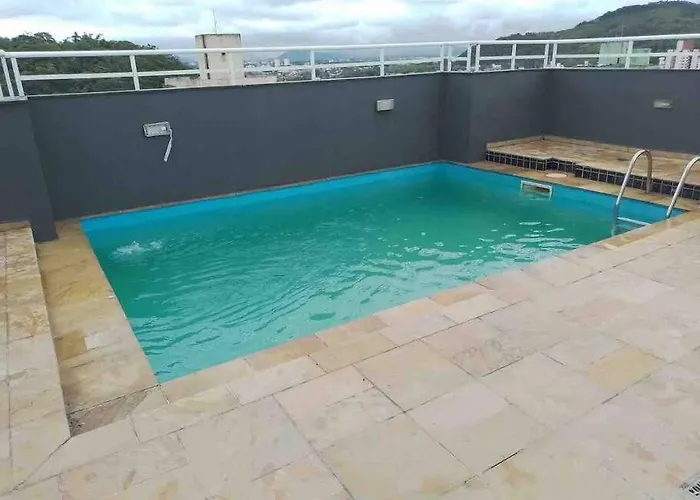 Apto No Tombo Guarujá